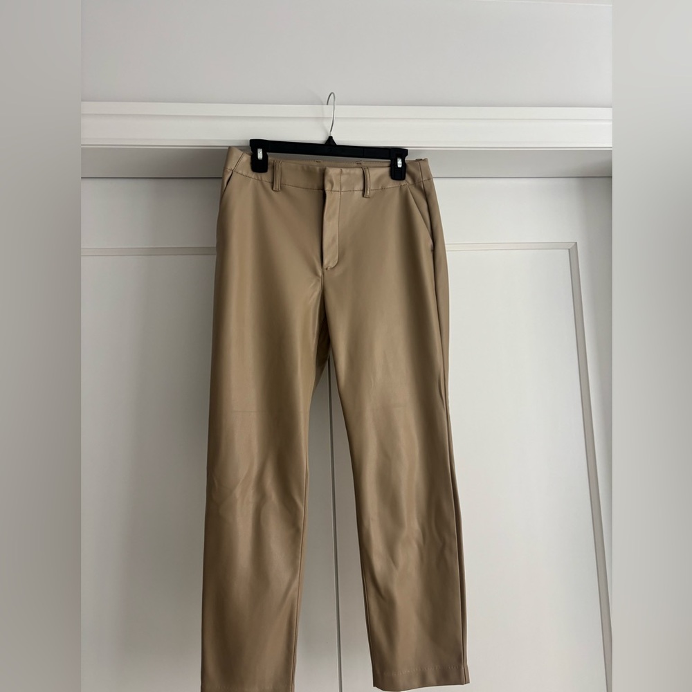 GAP Women’s faux leather tan pants.